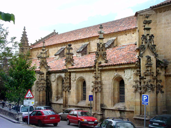 Archivo:Santa Cruz la Real.Segovia.jpg
