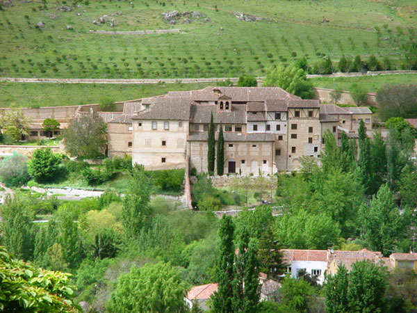 Archivo:Monasterio de San Vicente el Real.Segovia.jpg