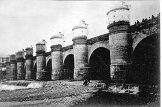 Archivo:Puente Calicanto 2.jpg