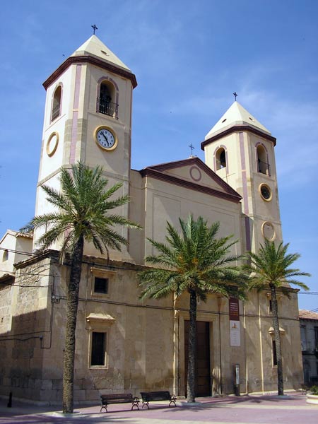 Archivo:VillanuevaRioSegura.IglesiaAsuncion.jpg