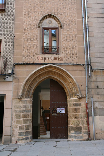 Archivo:Convento del Corpus Christi . Segovia.4.jpg