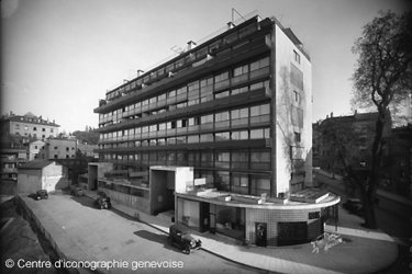 Archivo:LeCorbusier.EdificioClarte.4.jpg