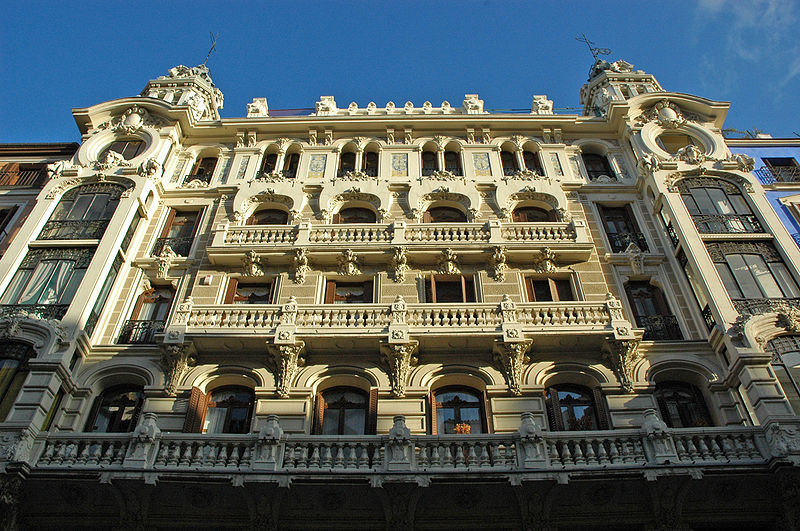 Archivo:Edificio de la Compañía Colonial (Madrid) 01.jpg
