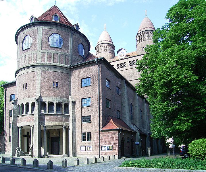 Archivo:Ulm pauluskirche.jpg