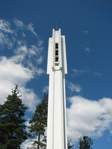 Archivo:Aalto.Iglesia de las Tres Cruces.3.jpg