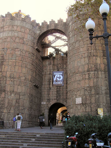 Archivo:Pueblo español. Barcelona.4.jpg