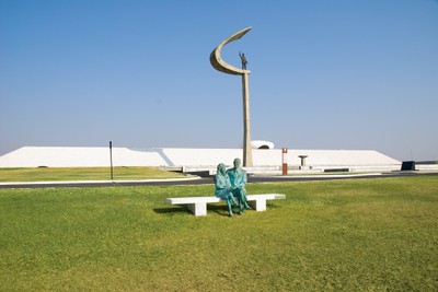 Archivo:Niemeyer.MemorialJK.jpg