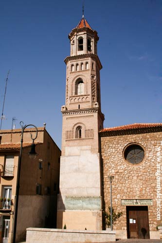Archivo:Teruel.TorreIglesiaVirgenMerced.jpg