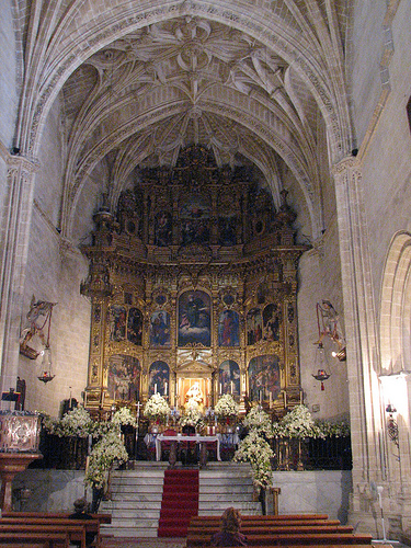 Archivo:IglesiaSanMarcos.AltarMayor.jpg