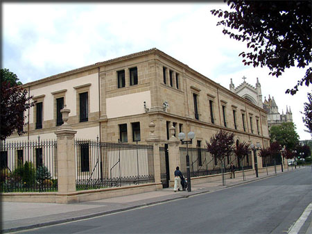 Archivo:Sede del Parlamento Vasco.jpg