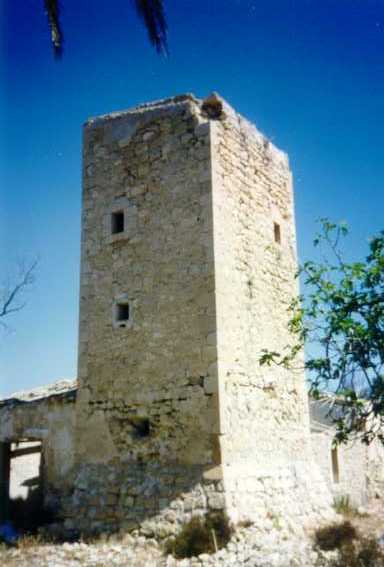 Archivo:Torre del conde.Alicante.jpg