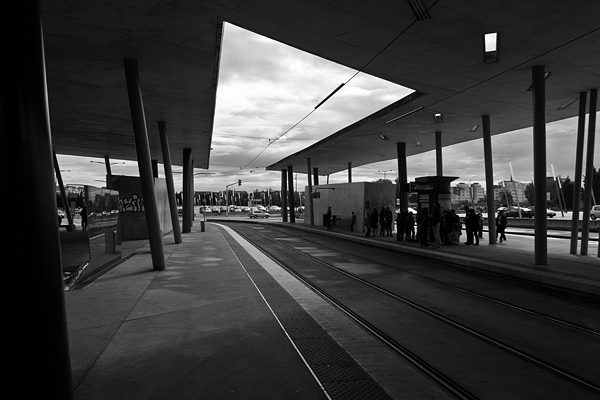Archivo:Zaha Hadid.Terminal intermodal.4.jpg