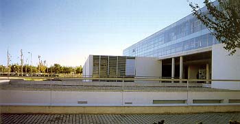 Archivo:Escuela de arquitectura de alicante.Dolores Alonso.2.jpg