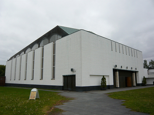 Archivo:Alvar Aalto.iglesia Lakeuden Risti.1.jpg