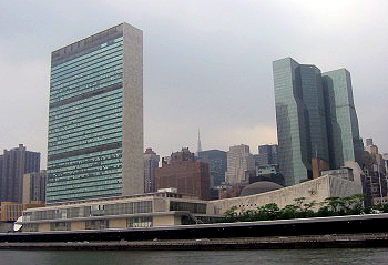 Archivo:United Nations HQ - New York City.jpg