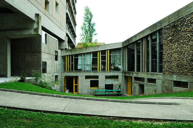 Archivo:Le Corbusier.Casa de Brasil.4.jpg