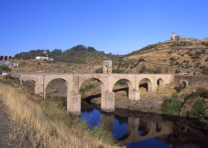 Archivo:Puente AlcántaraR.jpg