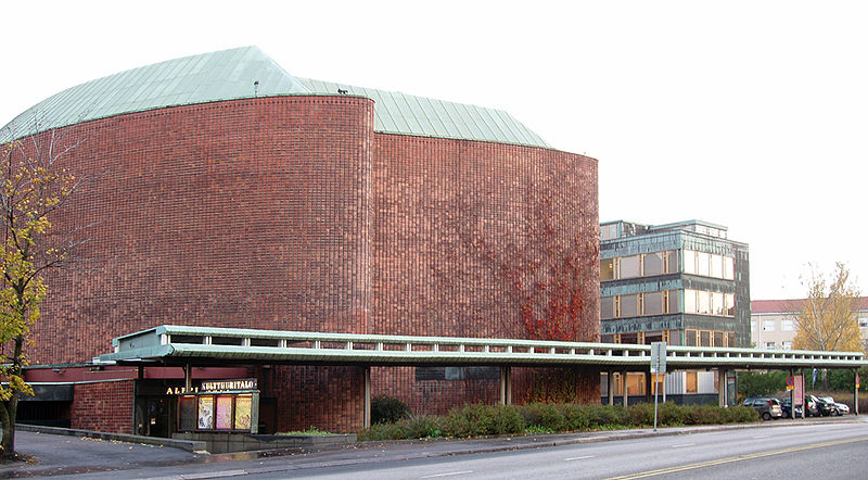 Archivo:Aalto cultural house.JPG