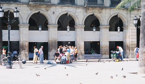 Archivo:Plaza Real.Barcelona.2.jpg