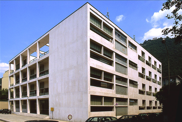 Archivo:Giuseppe Terragni.Casa del Fascio en Como.8.jpg