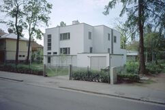 Casa Tammekann, Tartu, Estonia (1932) (Reconstruida en 1999-2000)