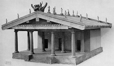 Maqueta de templo etrusco según la descripción de Vitrubio