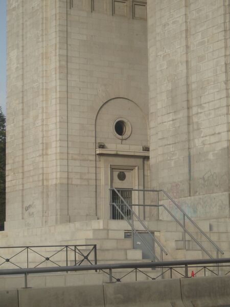 Archivo:Arco de la Victoria. Madrid.3.jpg