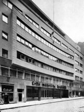 Oficina de Ahorros de Moravia y viviendas de alquiler en Brno (1937-1939)