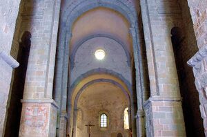 Sant Andreu de Sureda - Interior2.JPG