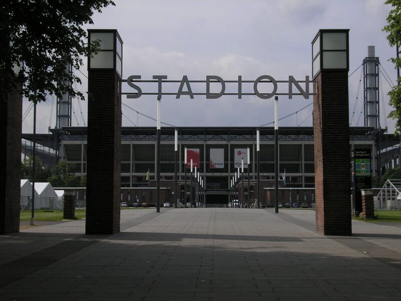 Archivo:AdolfAbel.EstadioMungersdorf.jpg