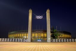 Estadio olímpico Berlín.1.jpg