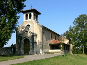 IglesiaSanMartinArguelles.1.jpg