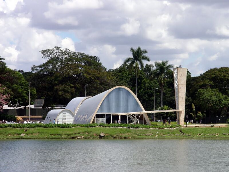 Archivo:Niemeyer.IglesiaSanFrancisco.1.jpg