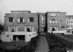 Viviendas pareadas para Robert y Dèsirée De Bodt, Bruselas (1931-1932)