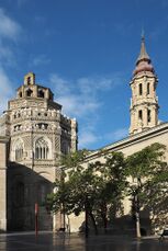 Ábside, parroquieta y cimborrio de la Catedral o Seo de San Salvador en su Epifanía, Zaragoza.