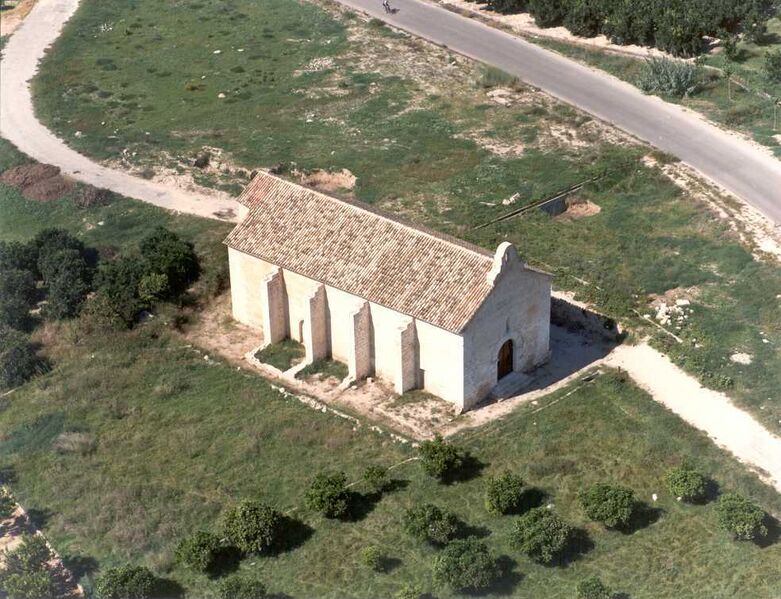 Archivo:Ermita de San Roque de Ternils.jpg