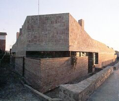 Casa Penina, Cardedeu (1968-1969), junto con Oscar Tusquets