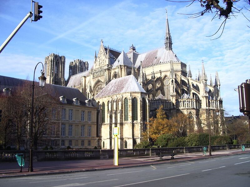 Archivo:Reims Kathedrale Bischofkapelle.jpg
