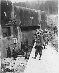 Línea Maginot tomada por soldados estadounidenses en 1944