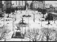 Cubierta de nieve el 22 de junio de 1918, durante la primera nevada de la que se tenga registro en Buenoa Aires