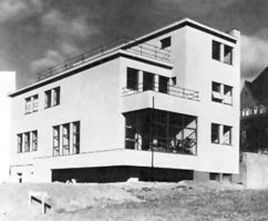 Casa Auerbach, Jena (1924) junto con Walter Gropius