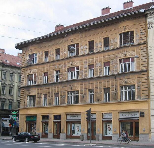 Archivo:HribarjevaHisa-Ljubljana.JPG