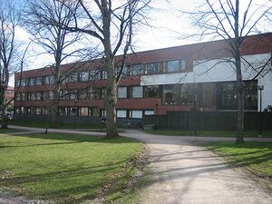 Alvar Aalto.Biblioteca de la Universidad Técnica de Otaniemi.4.jpg
