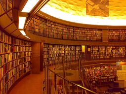 Biblioteca publica de Estocolmo.3.jpg