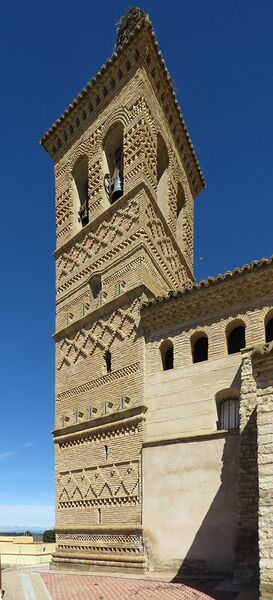 Archivo:Torre Iglesia Torralba Aragon.JPG