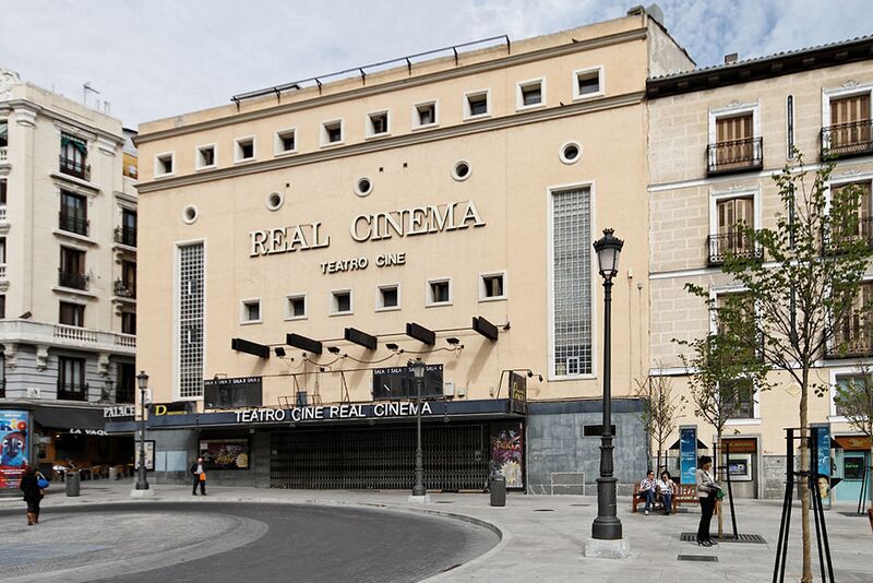 Archivo:Madrid - Teatro Cine Real Cinema - 20110418 173048.jpg