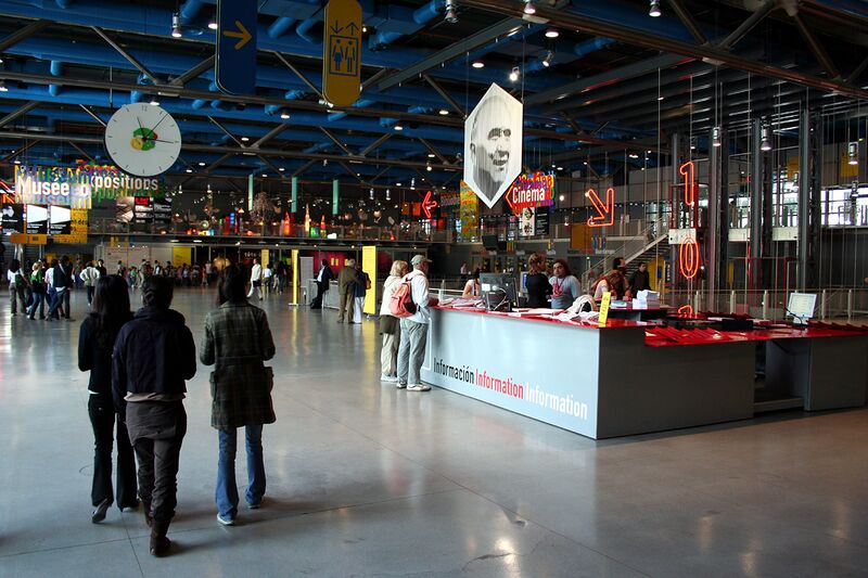 Archivo:Centre Pompidou Artlibre jnl 3.jpg