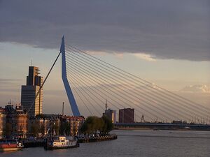 Puente Erasmus.1.jpg