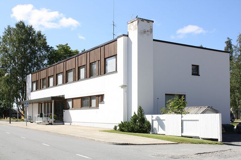 Archivo:Aalto.CentroSaludAlajarvi.jpg