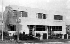 Tres viviendas mínimas en la Exposición Internacional de viviendas económicas de Lieja (1930)